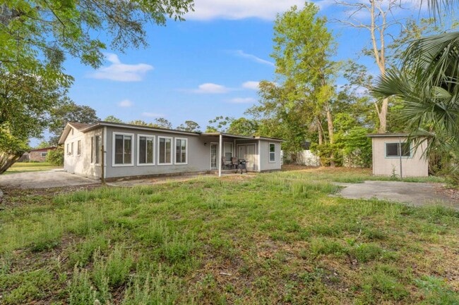 Building Photo - 7739 Pinnacle Dr