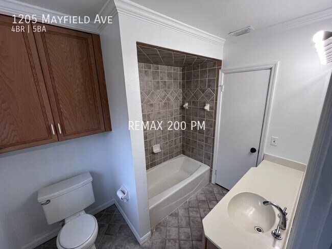 Building Photo - 1205 Mayfield Ave