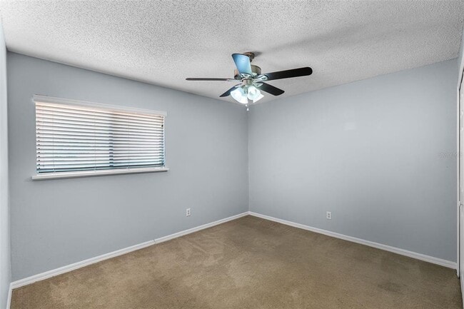 Building Photo - 8370 Sandpoint Blvd
