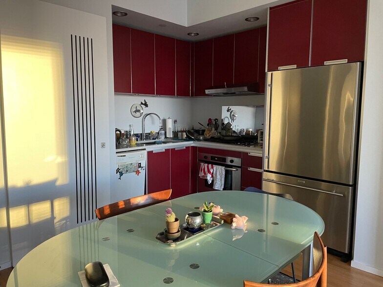 Kitchen - 141 Dorchester Ave