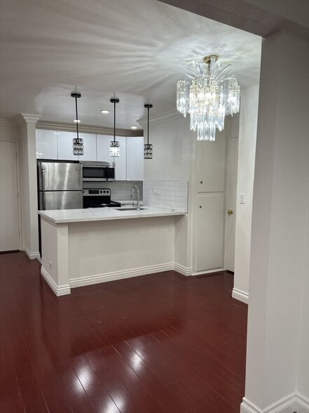 New Kitchen - 1440 Veteran Ave