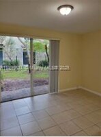 Building Photo - 2707 SW 82nd Ave