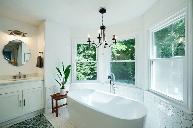 Building Photo - 106 Treis Trail
