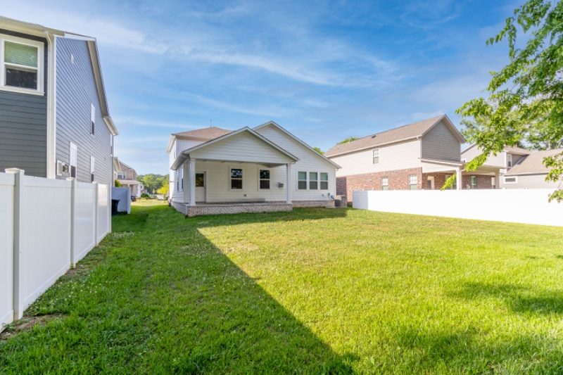 Building Photo - 192 Picasso Cir