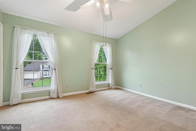 Building Photo - 2802 Noble Fir Ct