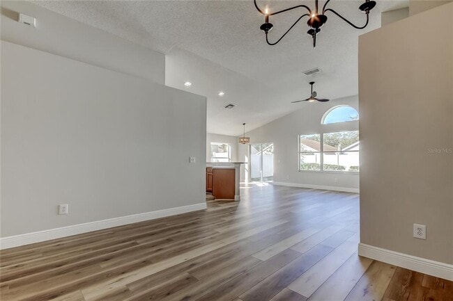 Building Photo - 13431 White Elk Loop