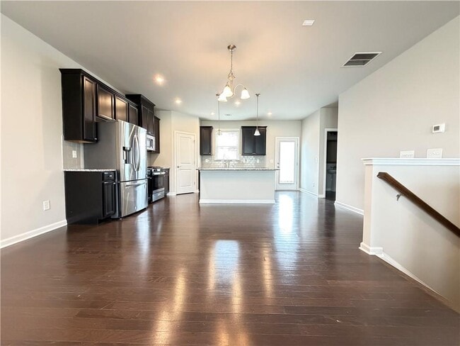 Building Photo - 2838 Vlg Pk Bnd