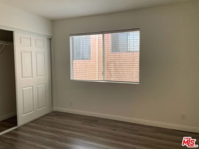 Building Photo - 641 Normandie Ave