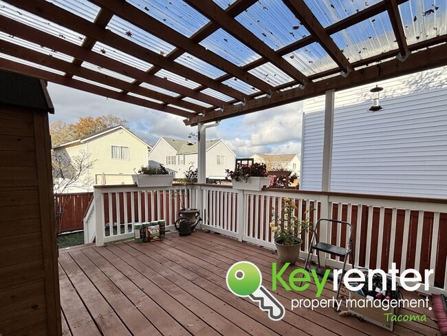 Building Photo - Spacious 4-Bedroom, 2.5 Bath Dupont Rental...