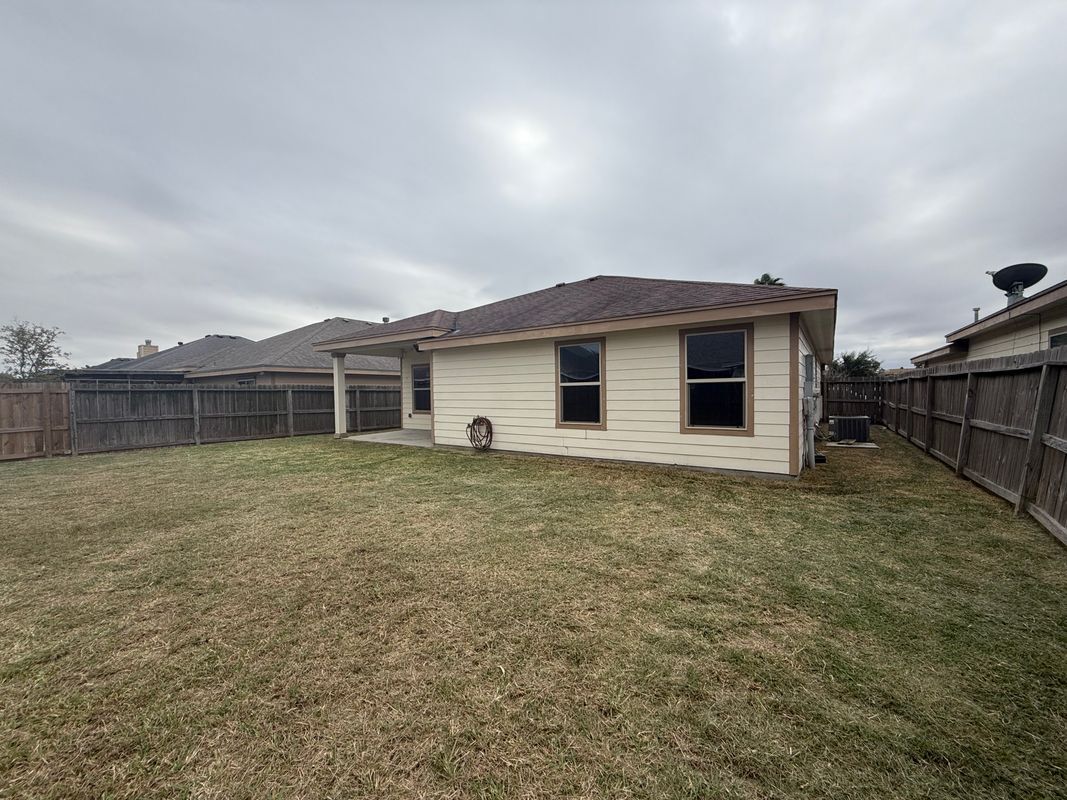 Building Photo - 4308 Bratton
