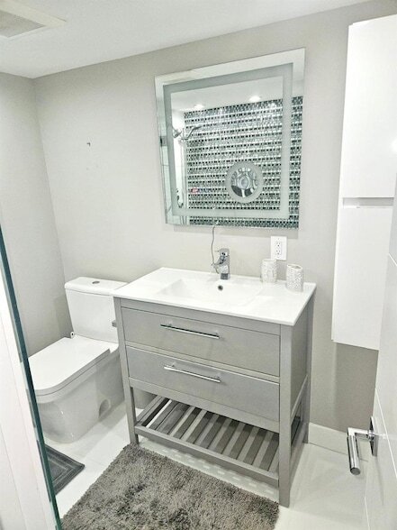 Building Photo - 1151 N Fort Lauderdale Beach Blvd