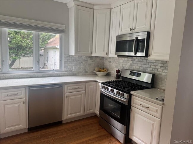 Building Photo - 9 Castleton Ct