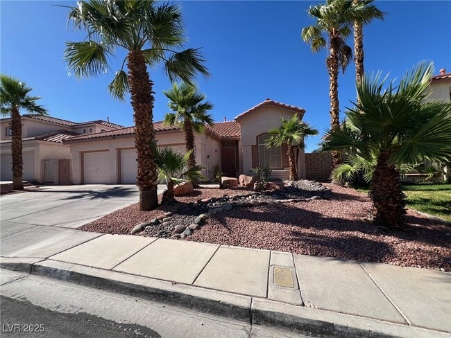 Building Photo - 8350 Campana Dr