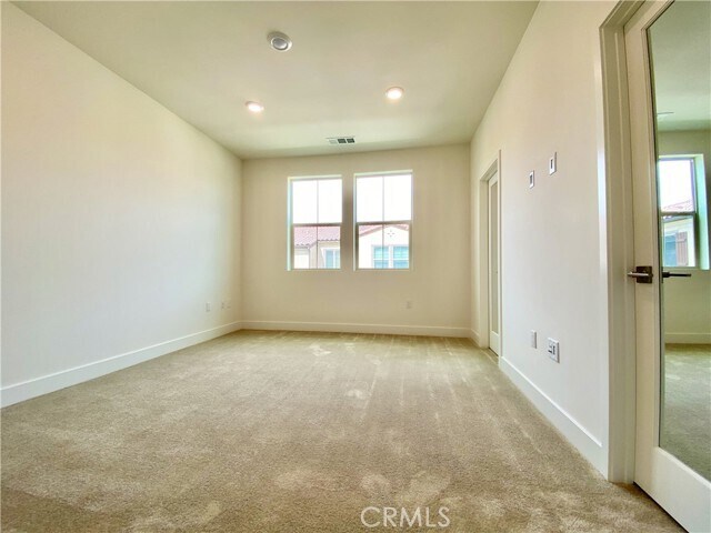 Building Photo - 18303 Iris Ln