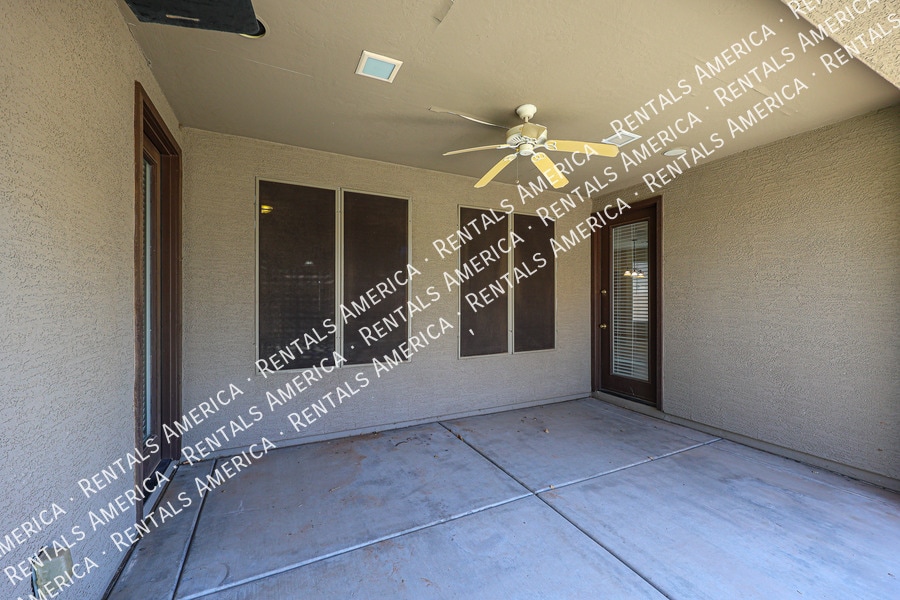 Building Photo - 6974 S Scott Dr