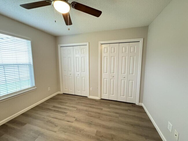 Building Photo - 222 Biltmore Pl