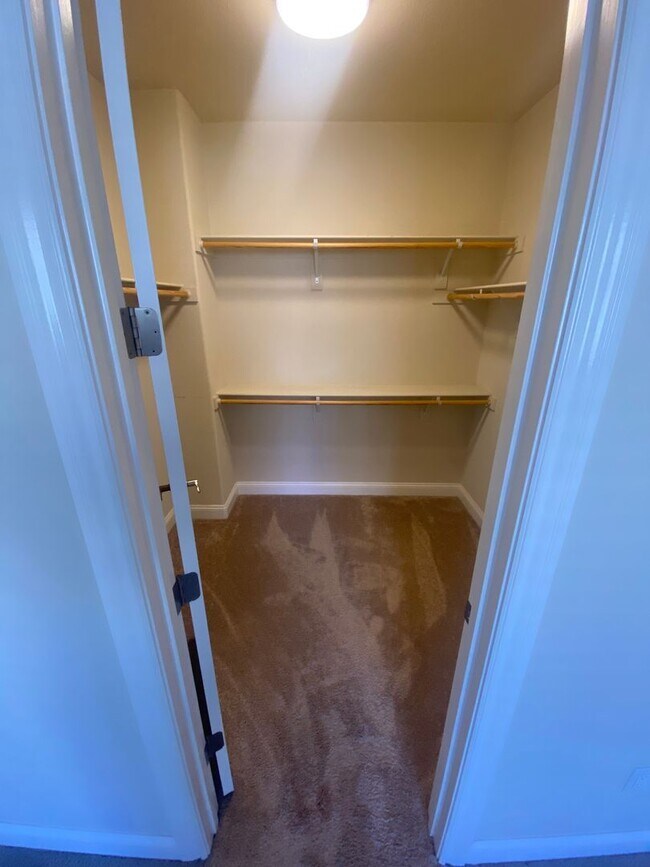 Building Photo - $4,290 / 4 BR -2170 SF - STUNNING SAN JOSE HOME IN BERRYESSA A MUST SEE!