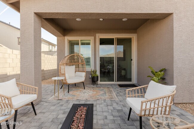 Building Photo - 20860 W Granada Rd