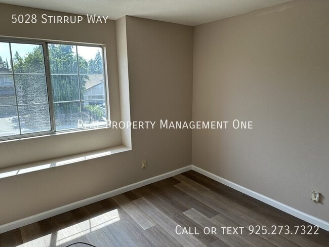 Building Photo - 5028 Stirrup Way