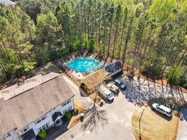 Building Photo - 207 Riverstone Commons Cir