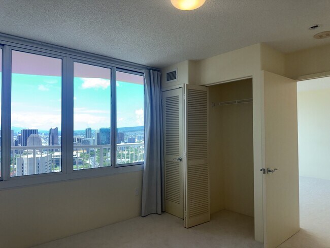 Building Photo - 1 bedroom in One Archer Lane