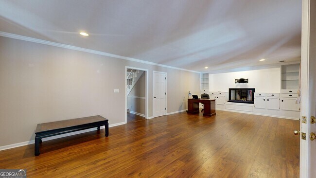 Building Photo - 1531 Dartmouth Ct
