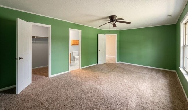 Building Photo - 5717 Stoneview Way