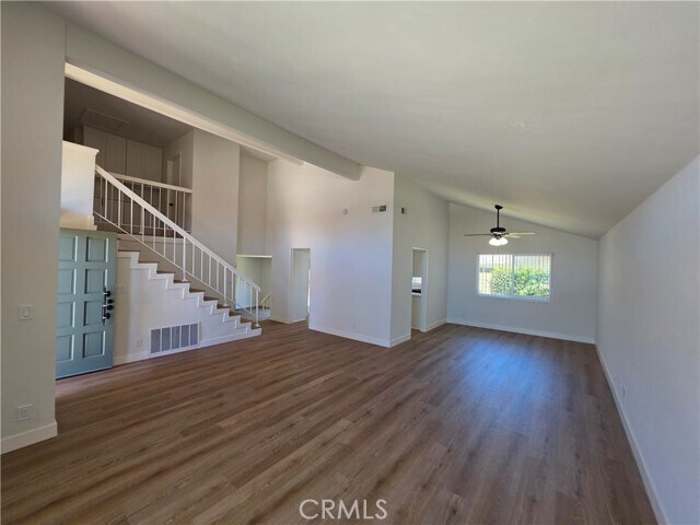 Building Photo - 8831 Sailport Dr