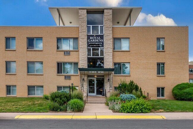 Building Photo - Royal Gardens Apartments