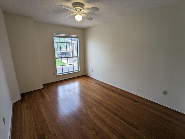 Building Photo - 8608 Dandelion Trail