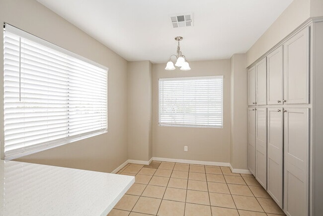 Building Photo - 8379 Yamhill St