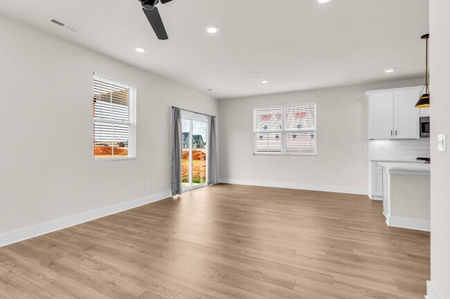 Building Photo - NEW BUILD