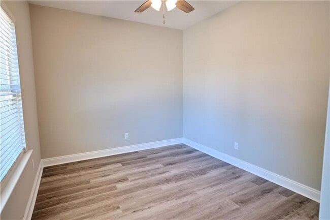 Building Photo - 8561 Clarke Rd