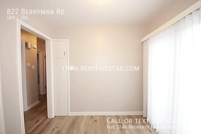 Building Photo - 822 Berryman Rd