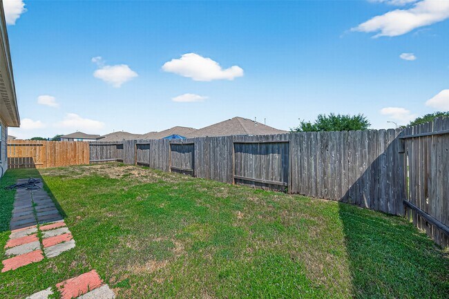 Building Photo - 22202 Thresher Ct