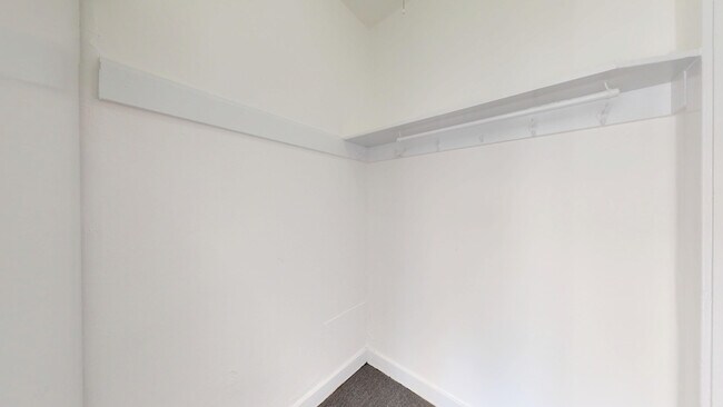 Building Photo - 1047 Post St