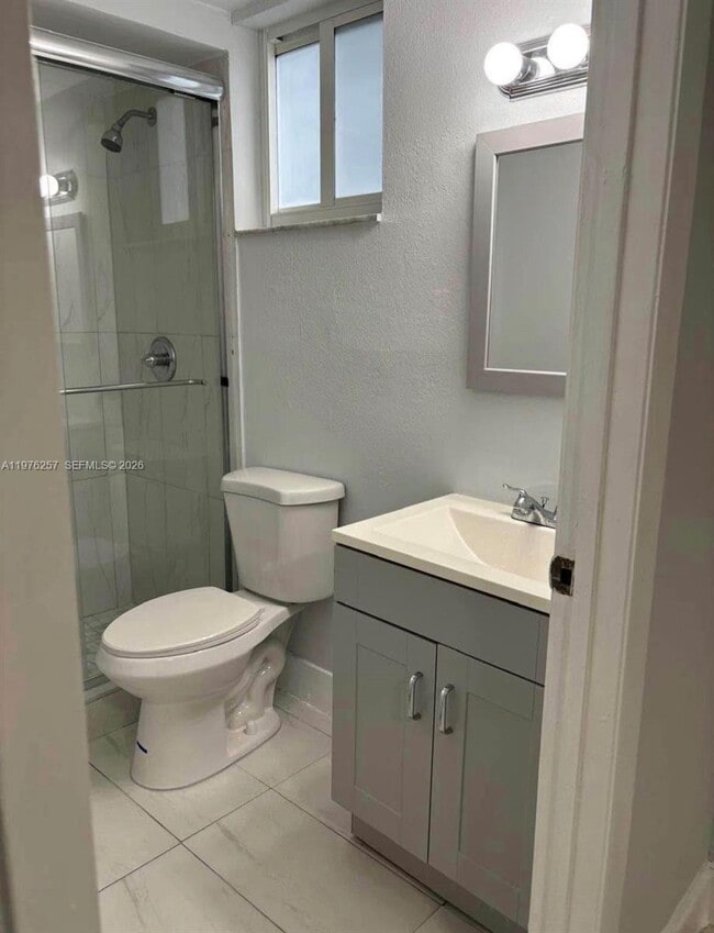 Building Photo - 1152 NW 3rd St