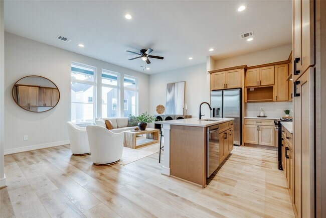 Building Photo - 6506 Old Olive Tree Dr