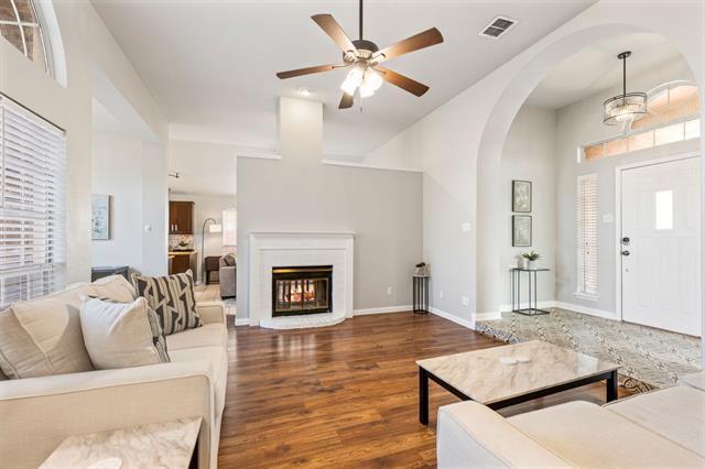 Building Photo - 4709 Justin Dr