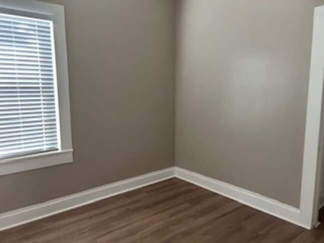 Building Photo - First Offering