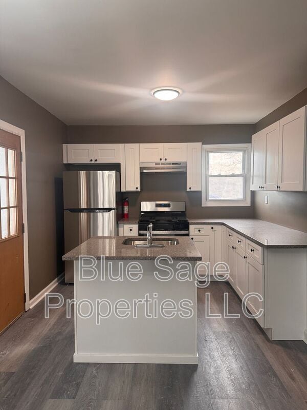 Building Photo - 145 N Madison Ave