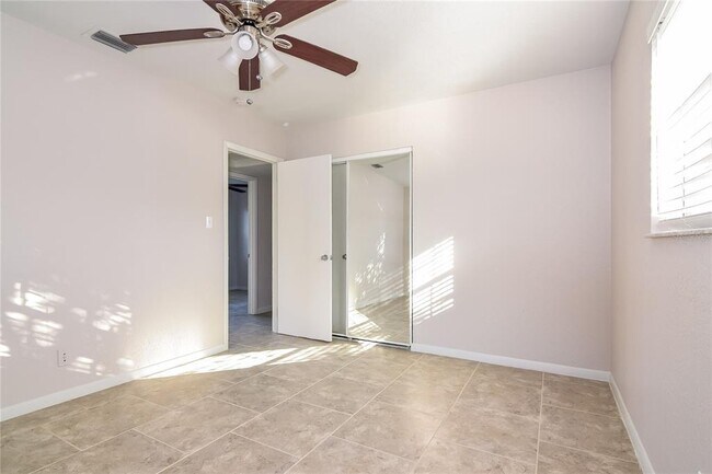 Building Photo - 3610 W Leila Ave