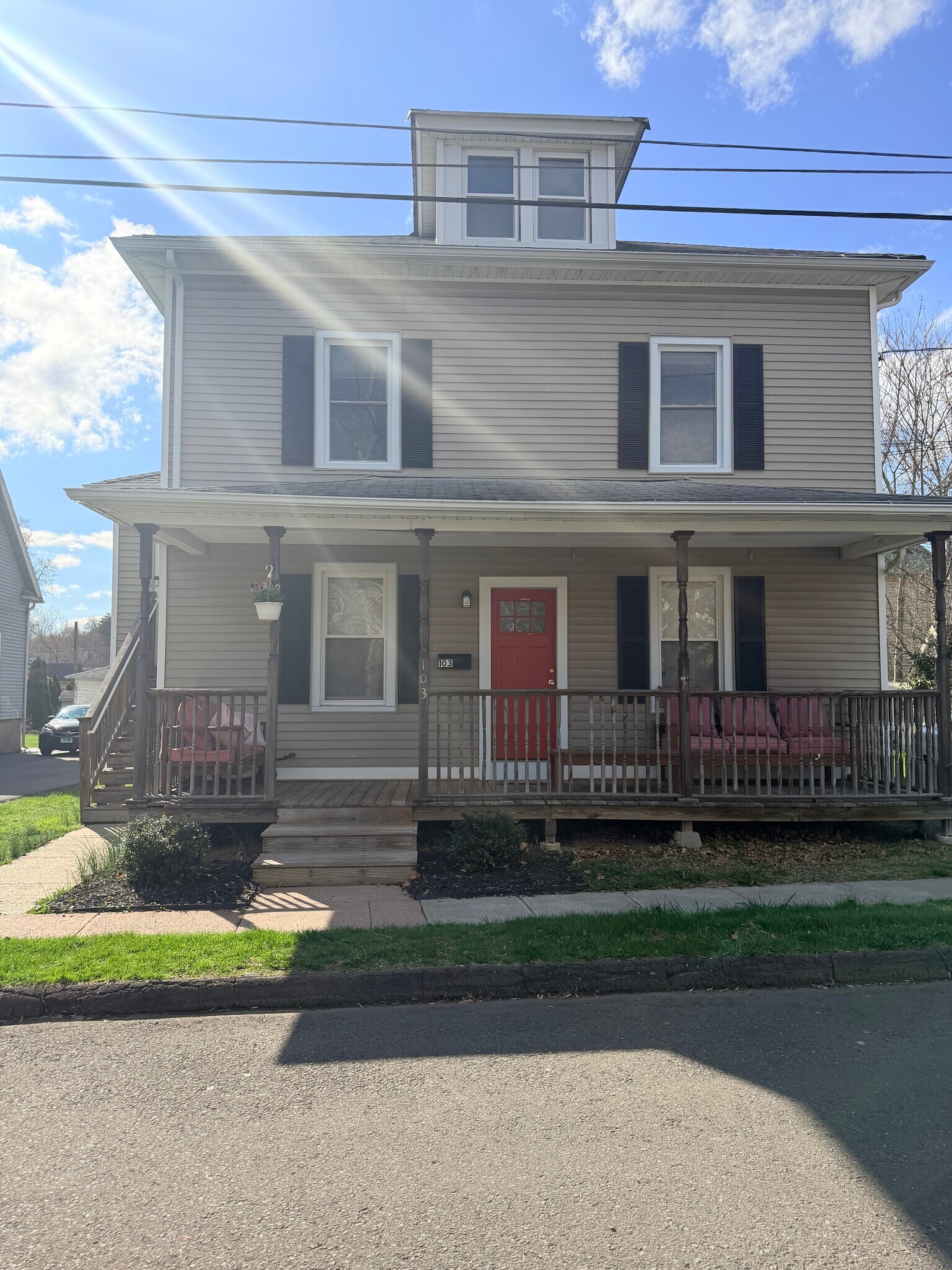 Building Photo - 103 Birdsey Ave