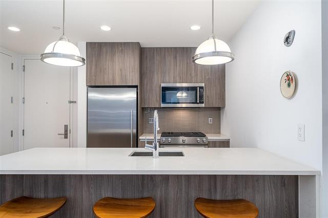 Kitchen - 160 1st St