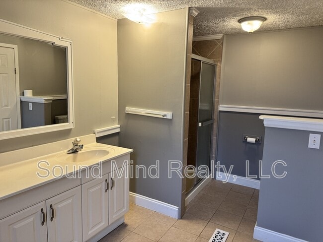 Building Photo - 5816 Goolsby Ct