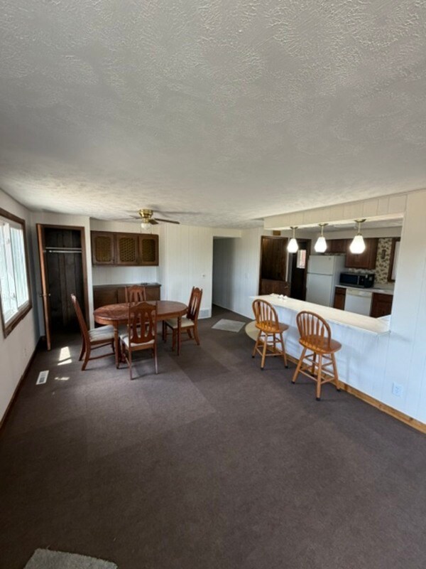 Building Photo - 38629 Ravenswood Rd