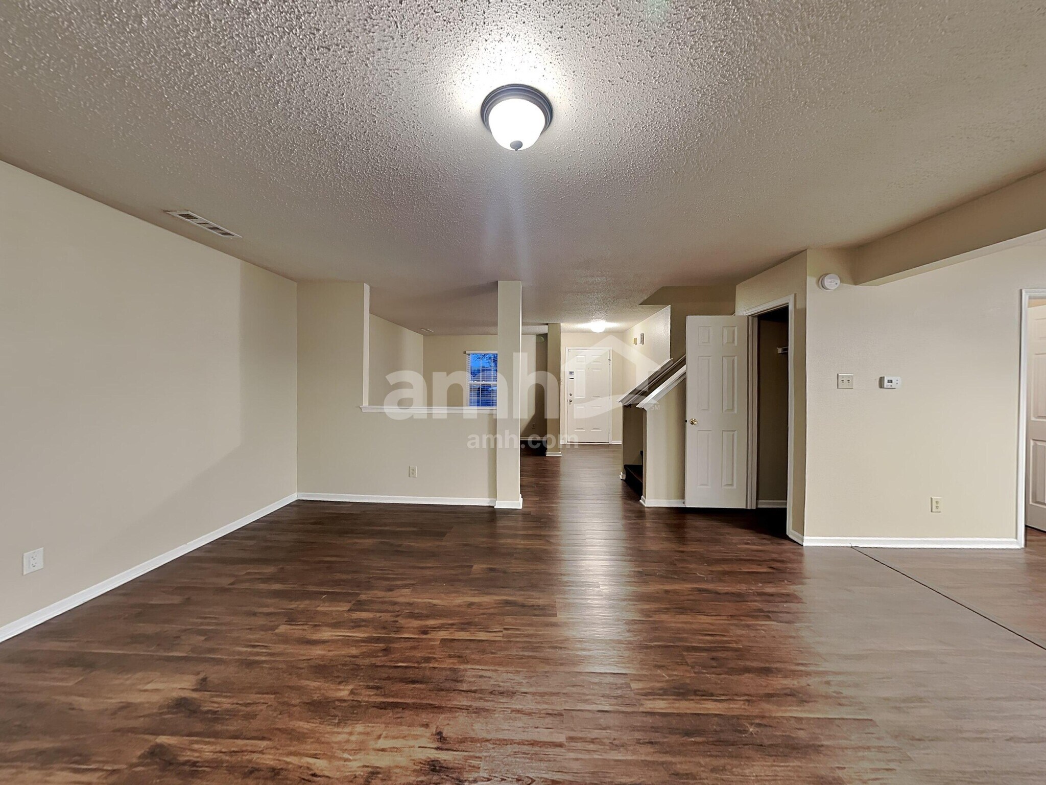 Building Photo - 6503 W Philadelphia Dr