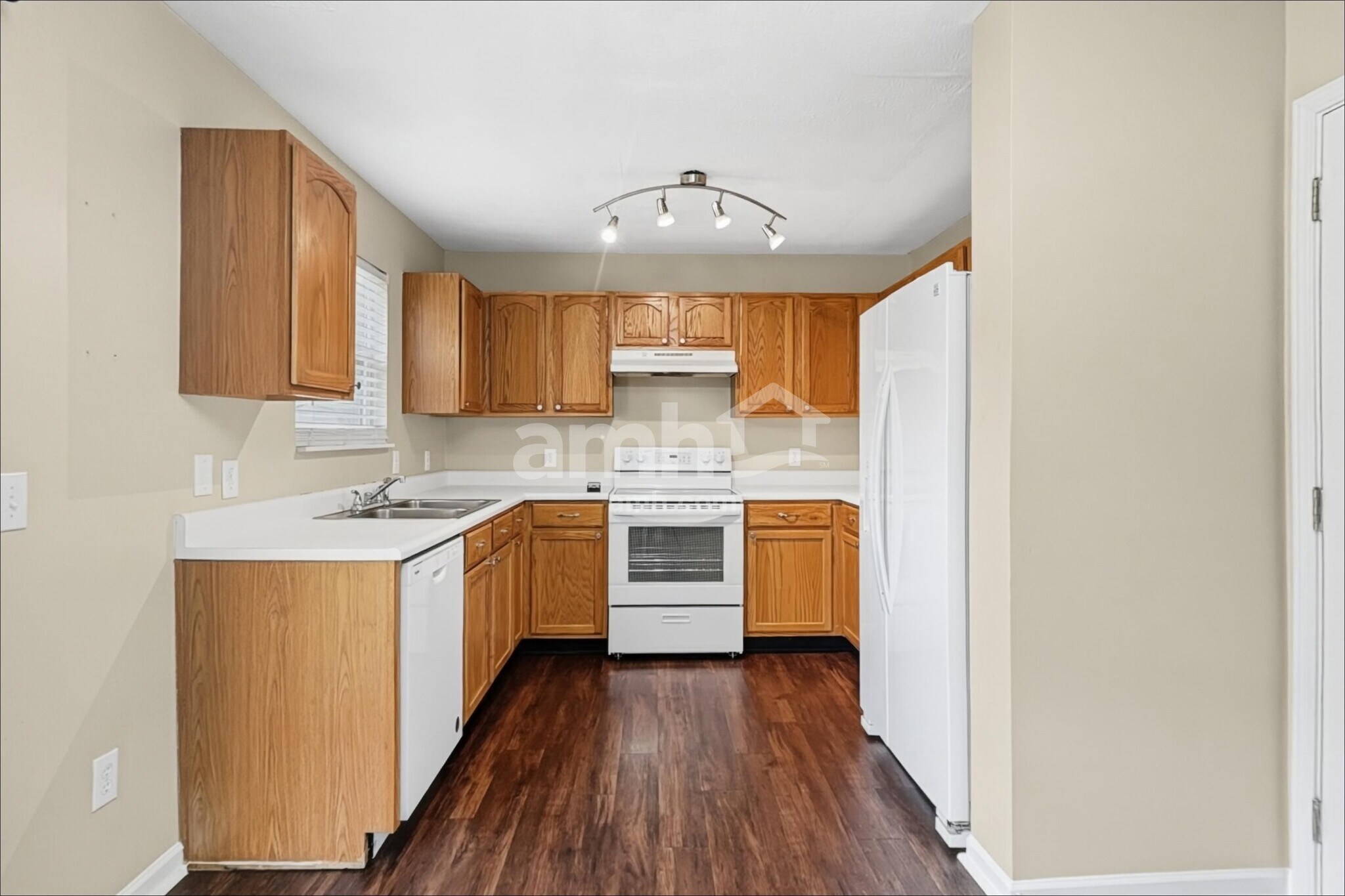 Building Photo - 6726 Aviva Way