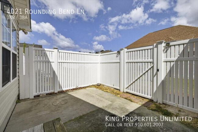 Building Photo - 4021 Rounding Bend Ln