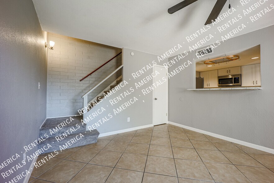 Building Photo - 6053 N 79th St